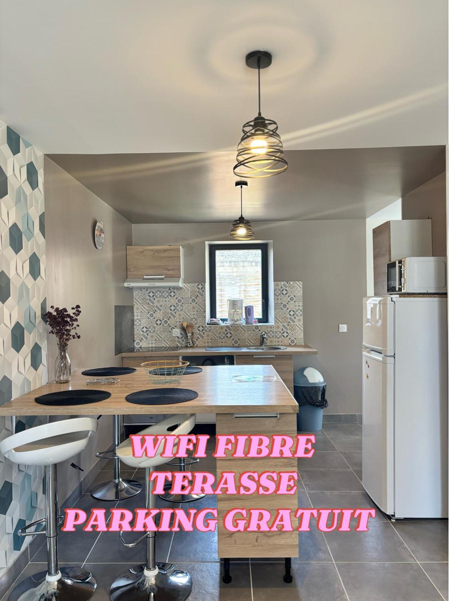 Au Champ Fleuri Apartment Bracieux Exterior photo